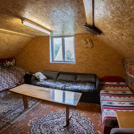 Alpesi faház Horská Roubenka Emma Cserne